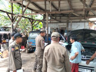 Tertibkan Bangunan di Fasilitas Umum, Satpol PP Layangkan SP1 ke Ratusan Warga Sukamantri