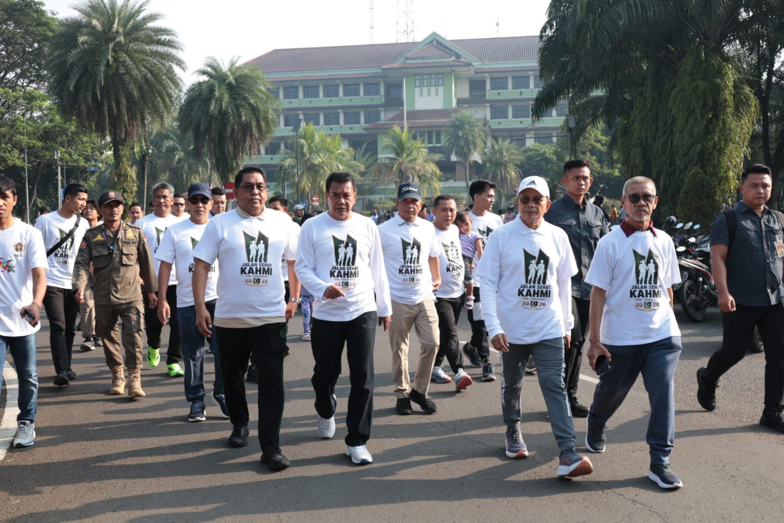 Buka Jalan Santai KAHMI, Maesyal Rasyid Gandeng UICI untuk Pendidikan Anak Berprestasi