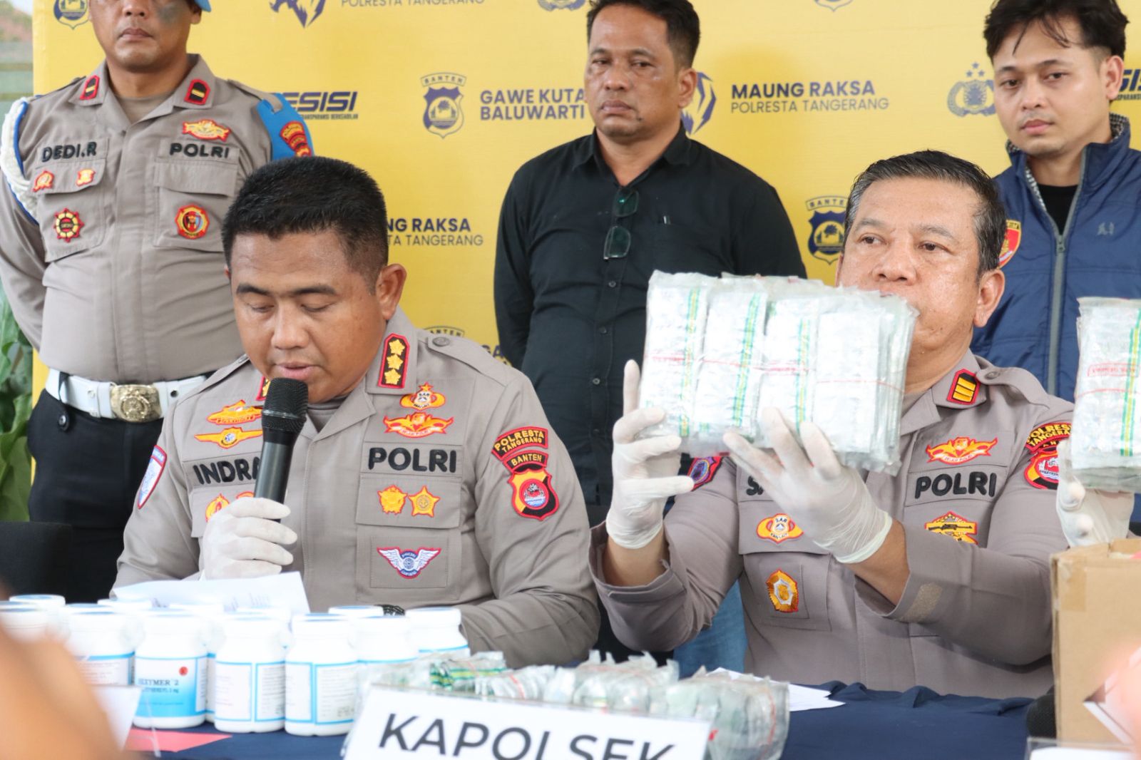 Dua Bandar Obat Keras Ilegal di Tangerang Ditangkap, Polisi Sita 37.700 Butir Tramadol dan Hexymer