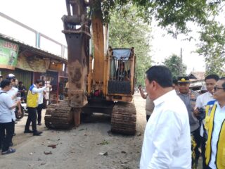 Rekonstruksi Jalan Gardu Tanah Merah Berlanjut, Tahap Kedua Segera Dikerjakan