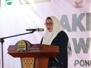 Wabup Tangerang Beri Pesan Menyentuh untuk Santri Daarul Hikmah yang Diwisuda