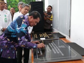 Bupati Tangerang Resmikan Empat Fasilitas Publik dan Luncurkan Mobil PBB-P2 Berbasis QRIS