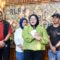 Kunjungi Pasar Rakyat Alam Bambu Ciakar, Wabup Intan Dorong Kebangkitan Ekonomi Desa