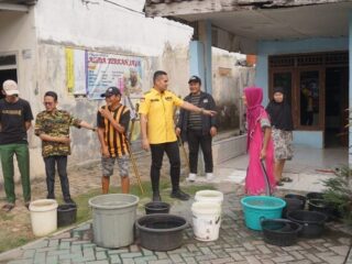 Turun Saat Kemarau, Golkar Kabupaten Tangerang Salurkan Bantuan Air Bersih ke Sejumlah Titik