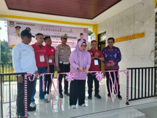 Resmikan Balai Warga RW 06 Sovil Tigaraksa, Wabup Intan Ajak Warga Jaga dan Rawat Aset Bersama
