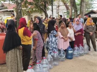 Kemarau Akibat El Nino Godzilla Sebabkan Krisis Air Bersih di 13 Kecamatan Kabupaten Tangerang