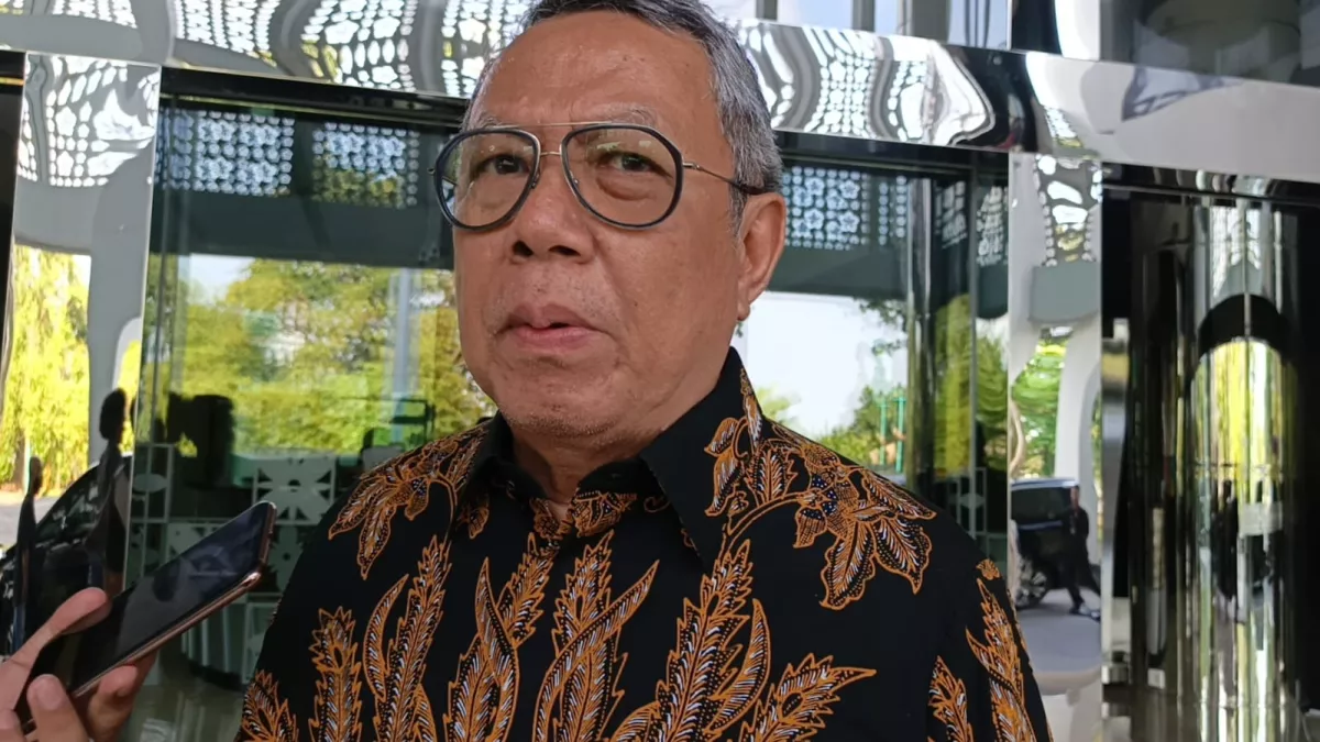 Wali Kota Tangsel Benyamin Davnie (khi)