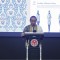 Desainer asal Bandung, Gilang Muhammad Iqbal, mempresentasikan karya “Ming Galih Gaya” dalam Sayembara Desain Batik Khas Tangerang Selatan 2026. Karyanya mengangkat akulturasi budaya Betawi, Sunda, dan Tionghoa.
