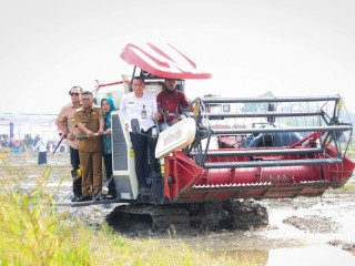 Gubernur Andra Soni Dorong Pertanian Modern untuk Sejahterakan Petani Banten