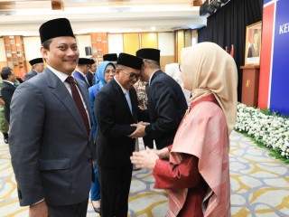 Andra Soni Dorong Pertumbuhan Ekonomi Banten Berdampak pada Kesejahteraan Warga