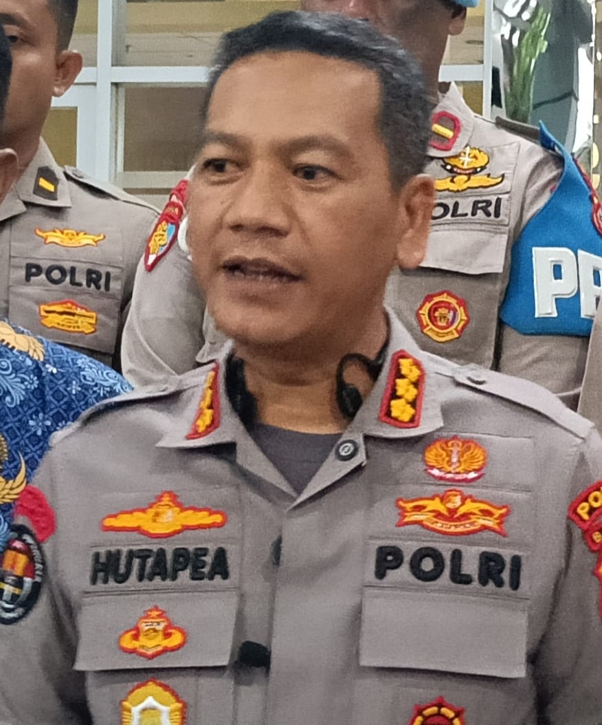 Kabid Humas Polda Banten Kombes Pol Maruli Hutapea saat memberikan keterangan pers dugaan pelecehan seksual oleh pejabat di Pemkab Tangerang terhadap bawahannya. (fer)