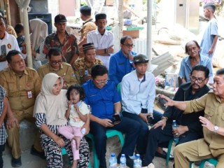 Bupati Tangerang Sambangi Keluarga Korban Pohon Tumbang di Teluknaga