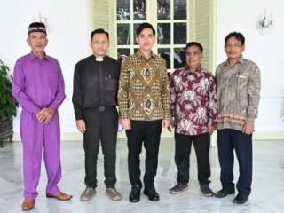 Wapres Gibran Temui Jemaat GKPI Rajeg, Pastikan Hak Beribadah Aman dan Nyaman