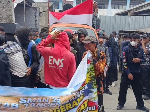 Diduga Lecehkan Siswi, Guru PPPK di SMA 25 Sepatan Timur Tangerang Dinonaktifkan